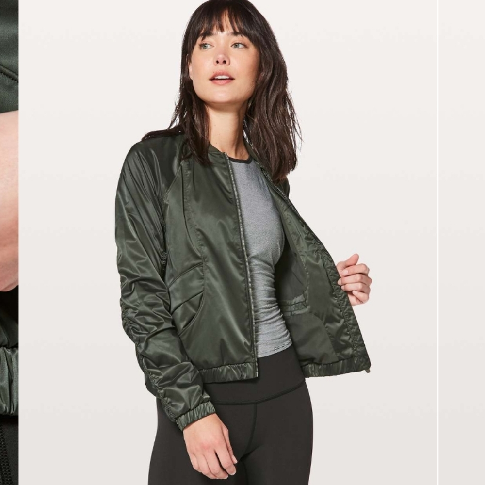 NWOT lululemon Above the Clouds Jacket size 8 in Evergreen